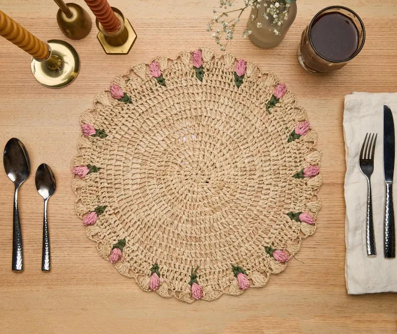 Sets de table floraux tulipes – Sets de table floraux en raphia crochetés à la main – Décoration de table printanière