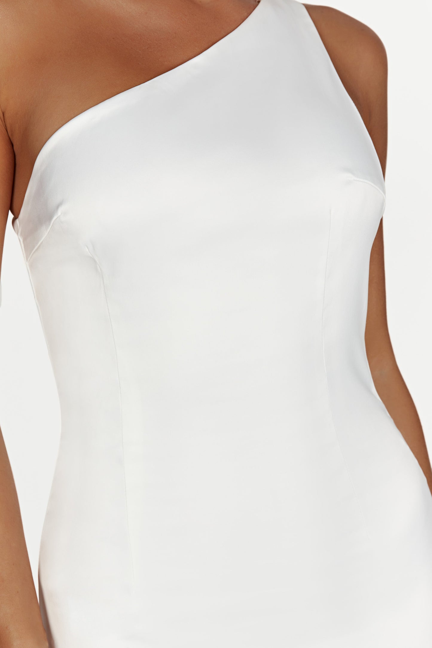 Harper Robe à une épaule - Blanc