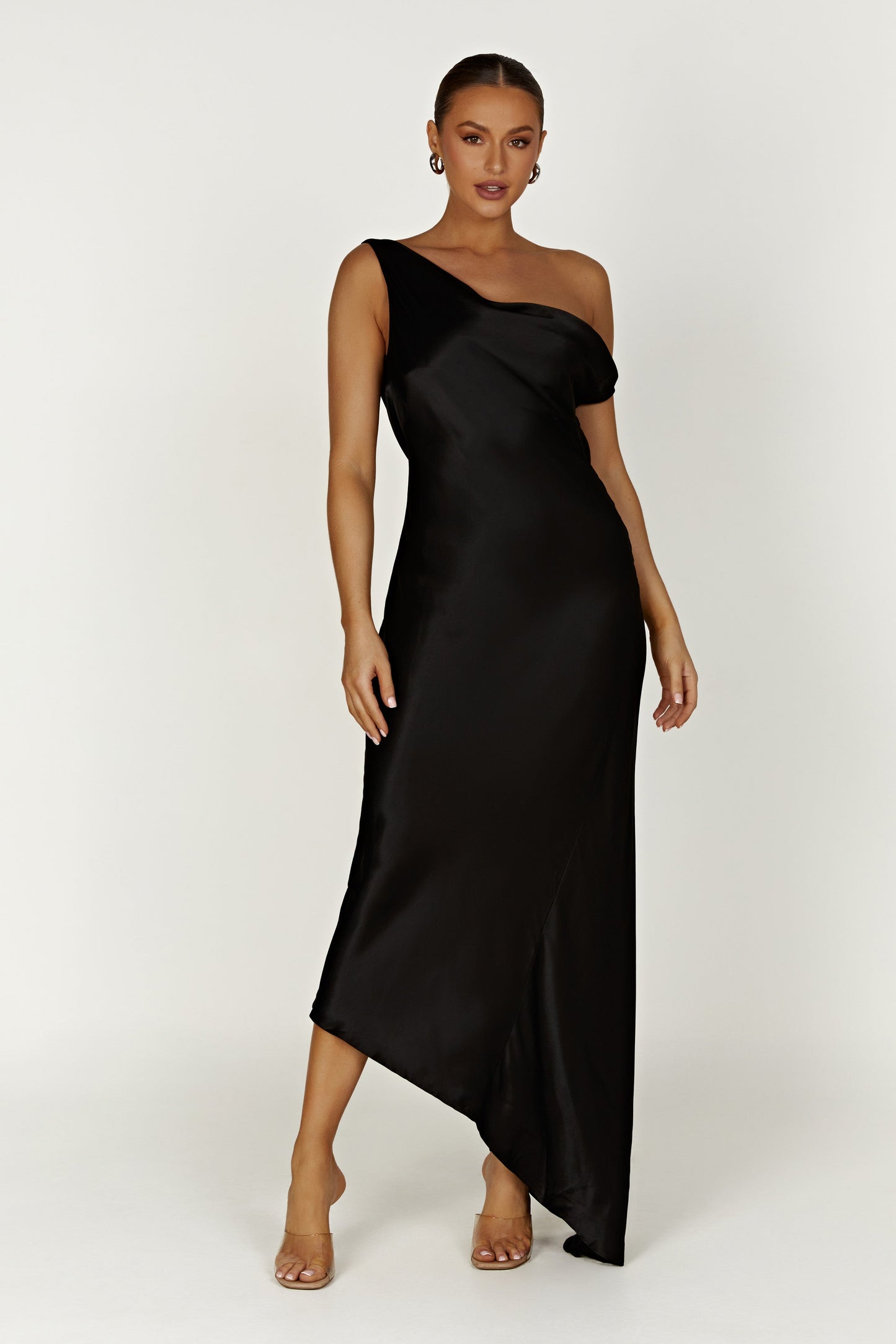 Robe Maxi Yvette à Bretelles avec Emmanchure Asymétrique - Noir