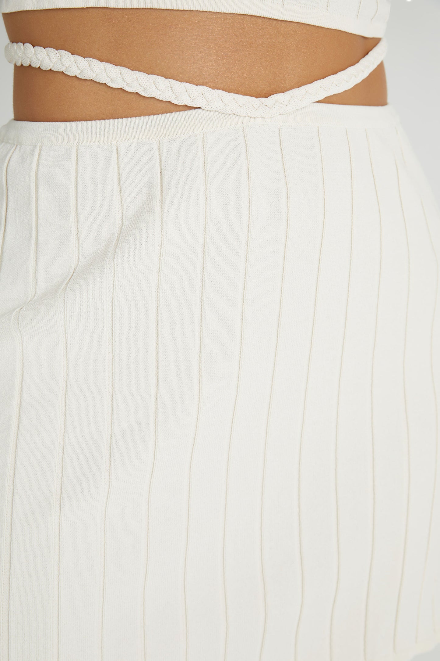 Jupe mini A-line en jersey côtelé extensible - Ivoire