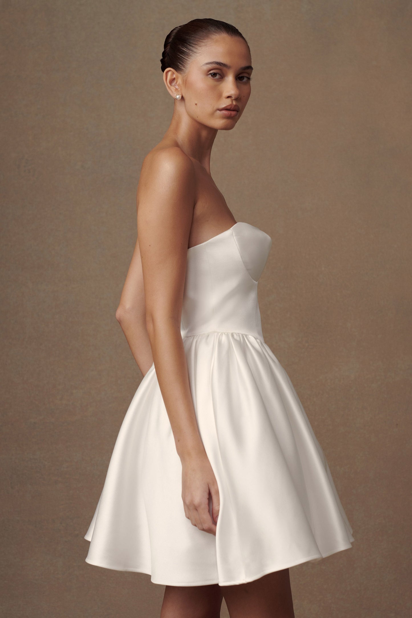 Hollie Robe Mini Corset Structurelle - Blanche