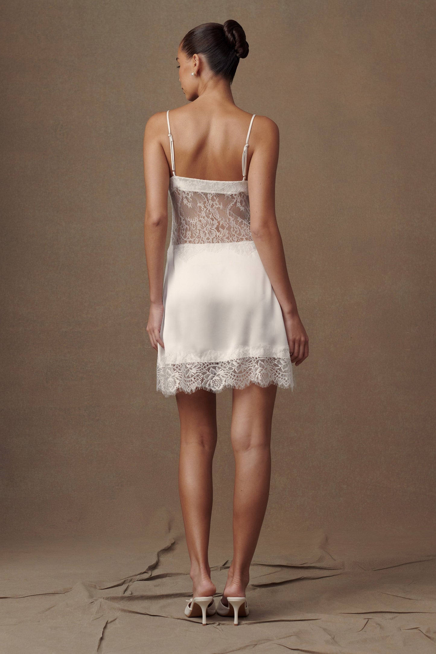 Robe nuisette en dentelle Emmett - Blanche