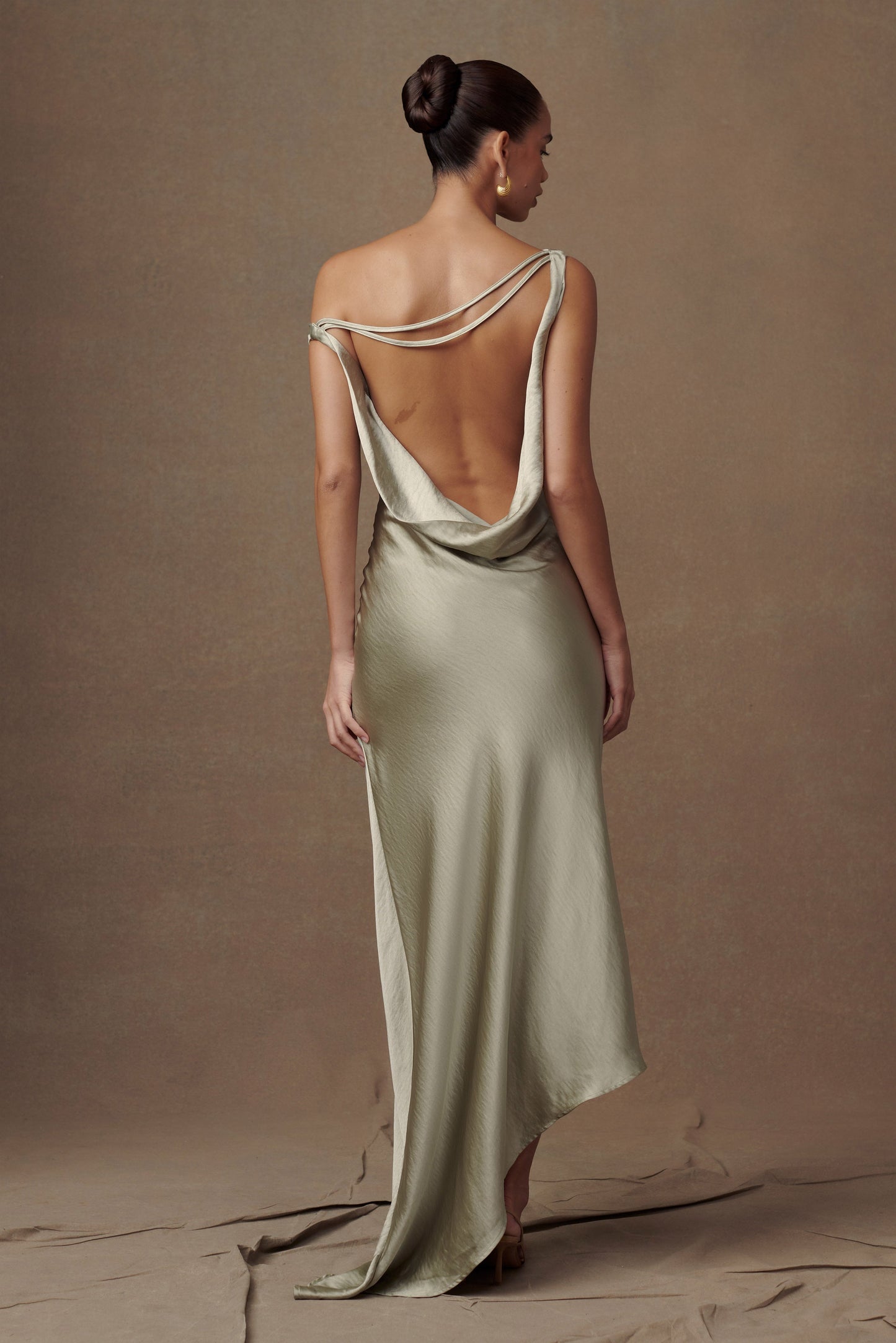 Robe Maxi Yvette à Bretelles avec Emmanchure Asymétrique - SAGE