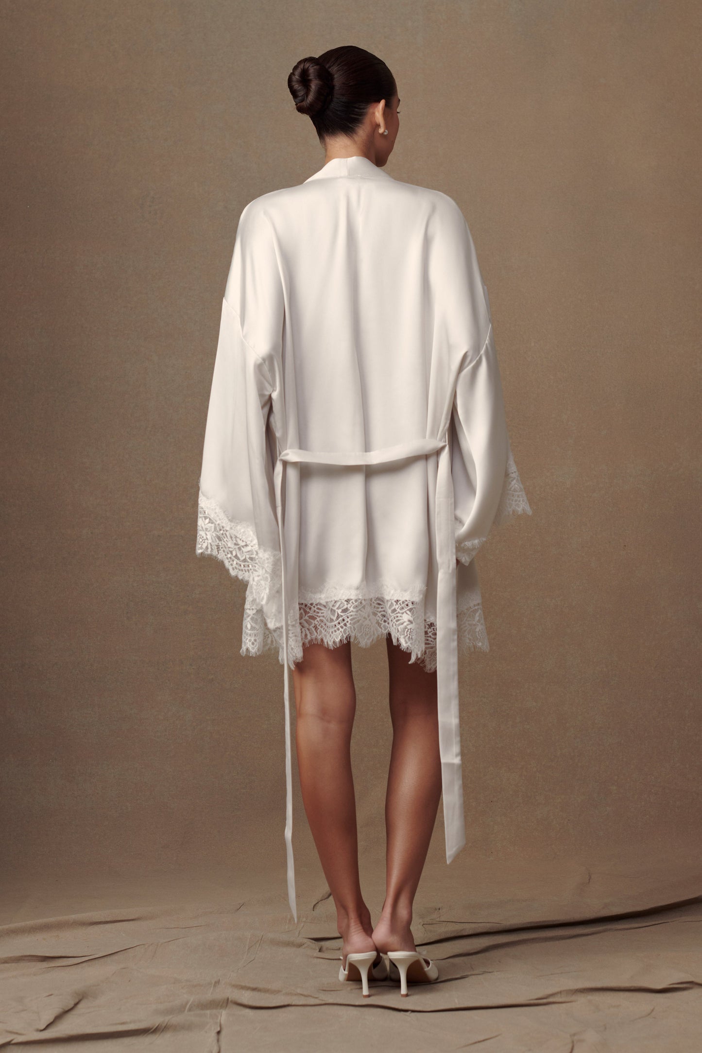 Manteau de mariée Annabeth à bordure de dentelle - Blanc