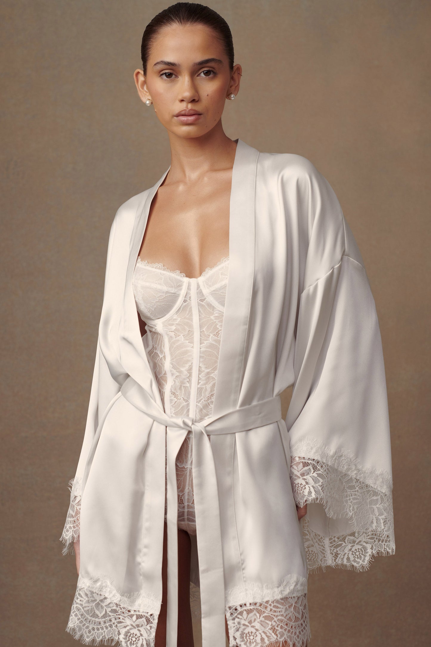 Manteau de mariée Annabeth à bordure de dentelle - Blanc