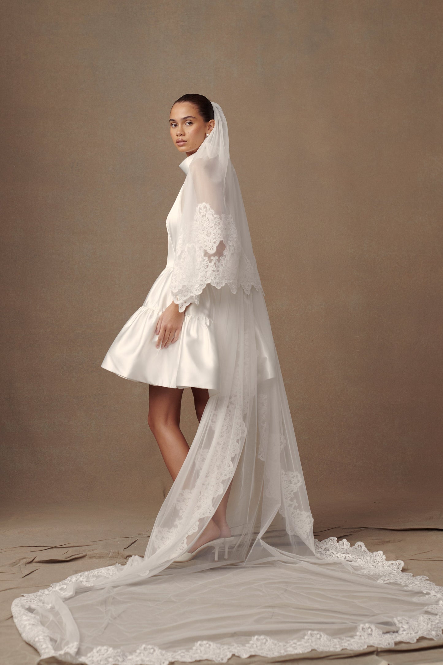 Voile Paulette avec bordure en dentelle - Blanc