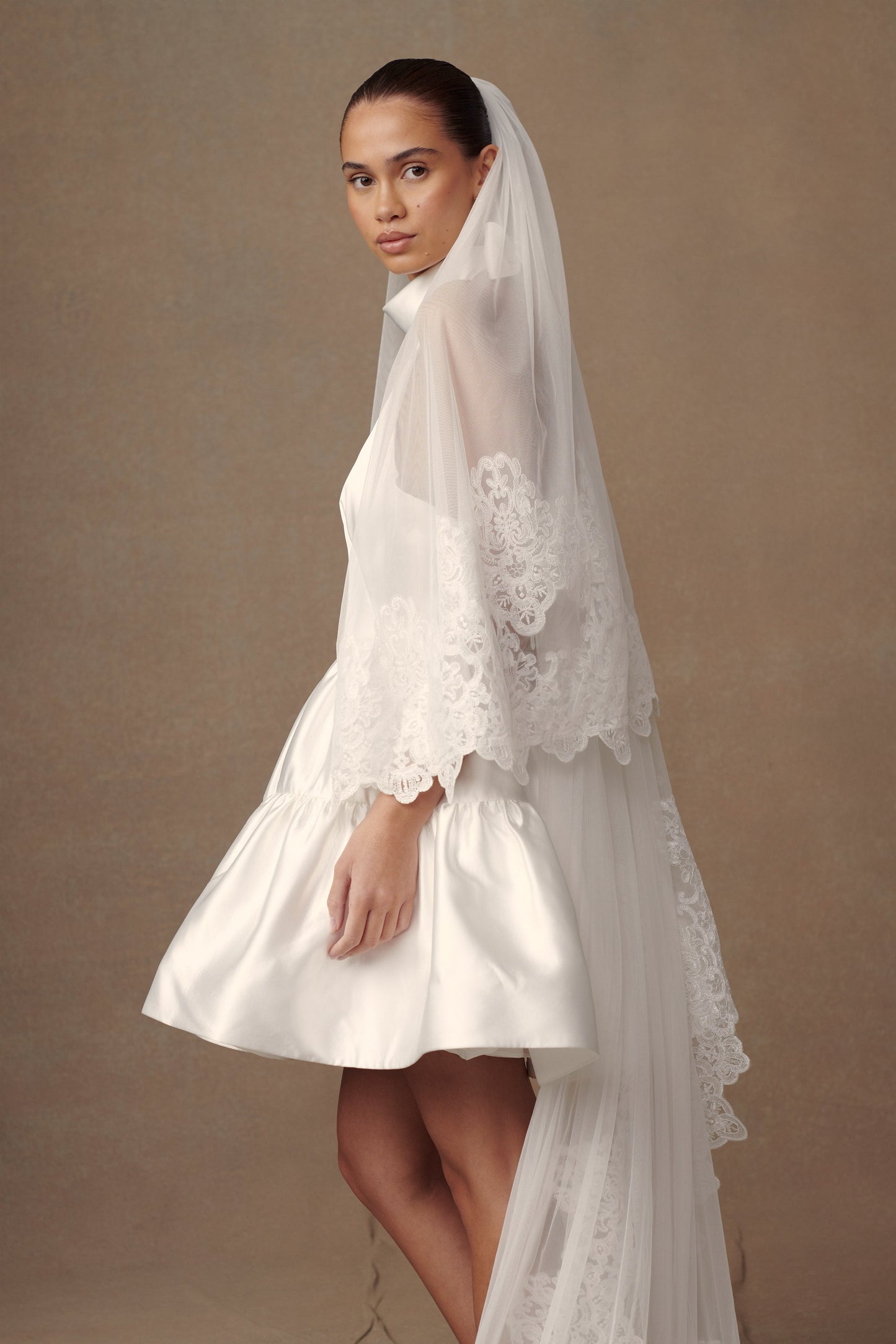 Voile Paulette avec bordure en dentelle - Blanc