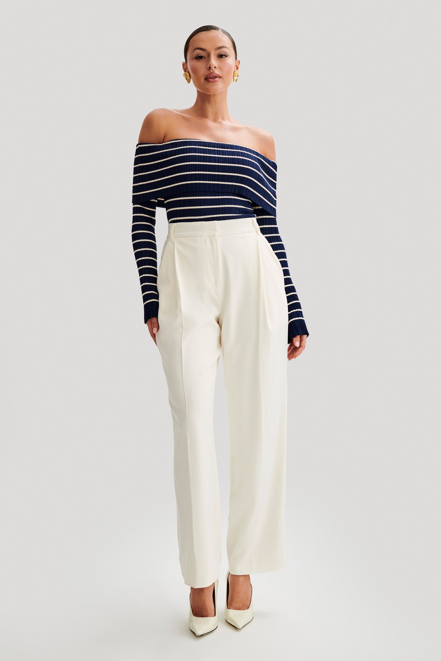 Top en tricot à épaules dénudées Dominica - Bleu marine