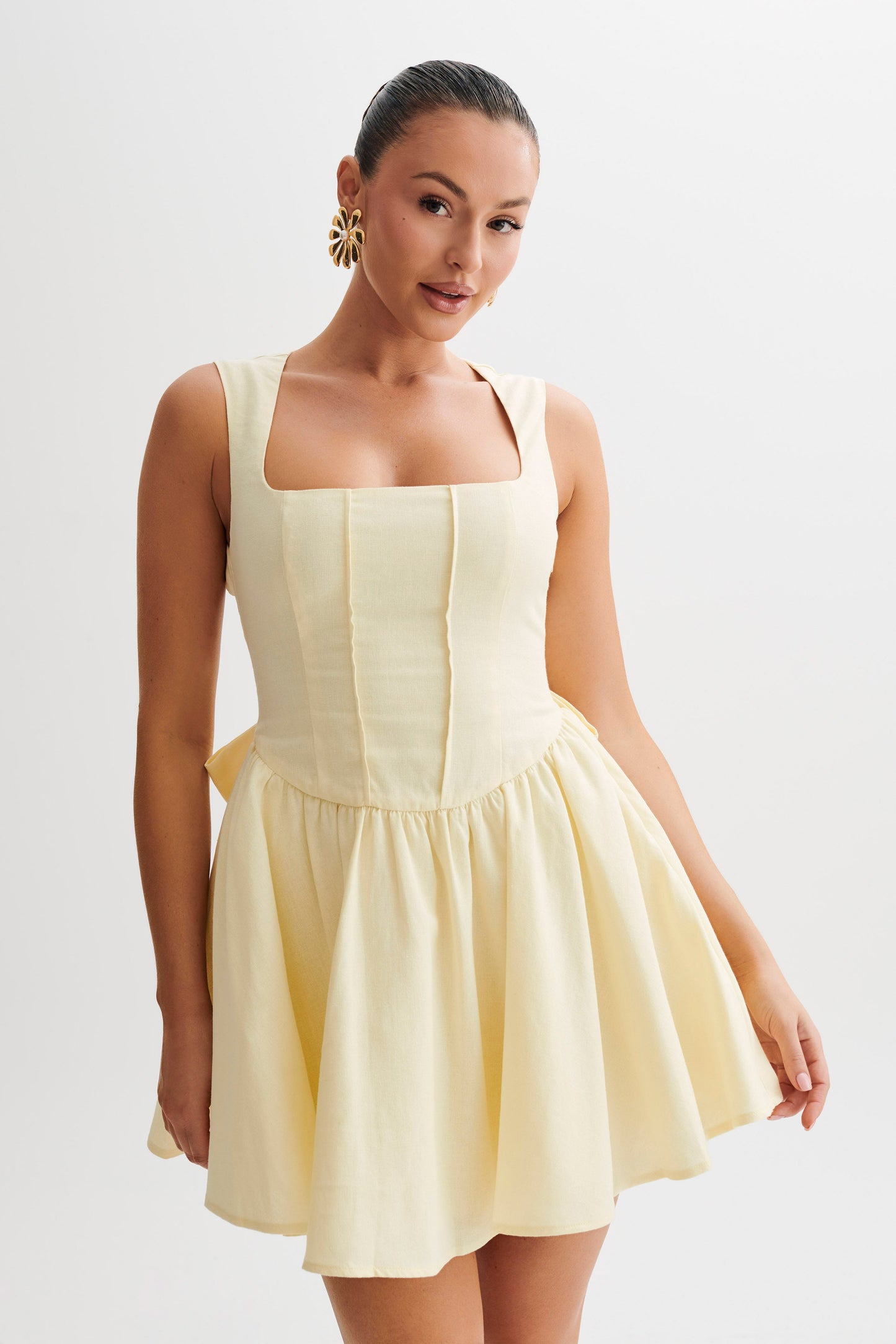 Mini-robe Marcella en lin avec nœud dans le dos - Sorbet citron