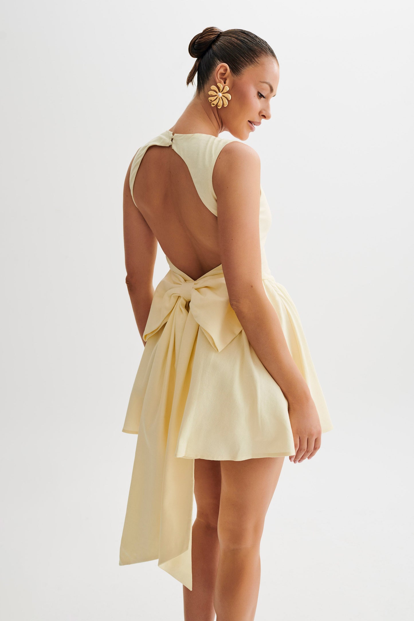 Mini-robe Marcella en lin avec nœud dans le dos - Sorbet citron