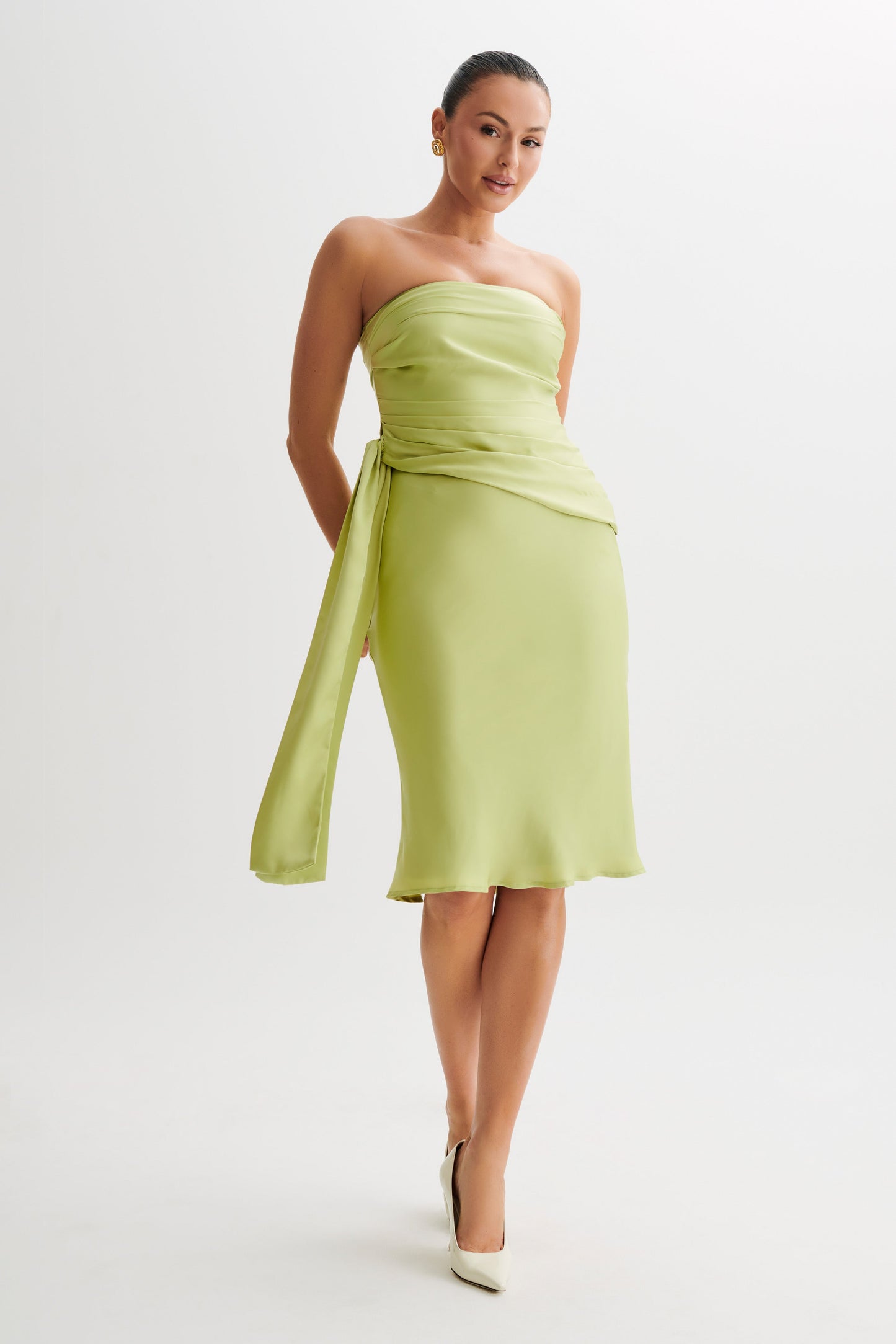 Jupe Allegra en satin, longueur genou - Pomme