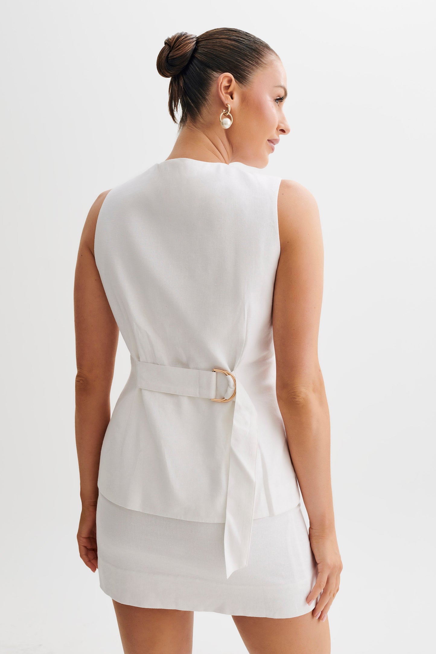 Top long en lin sans manches Laurence - Blanc