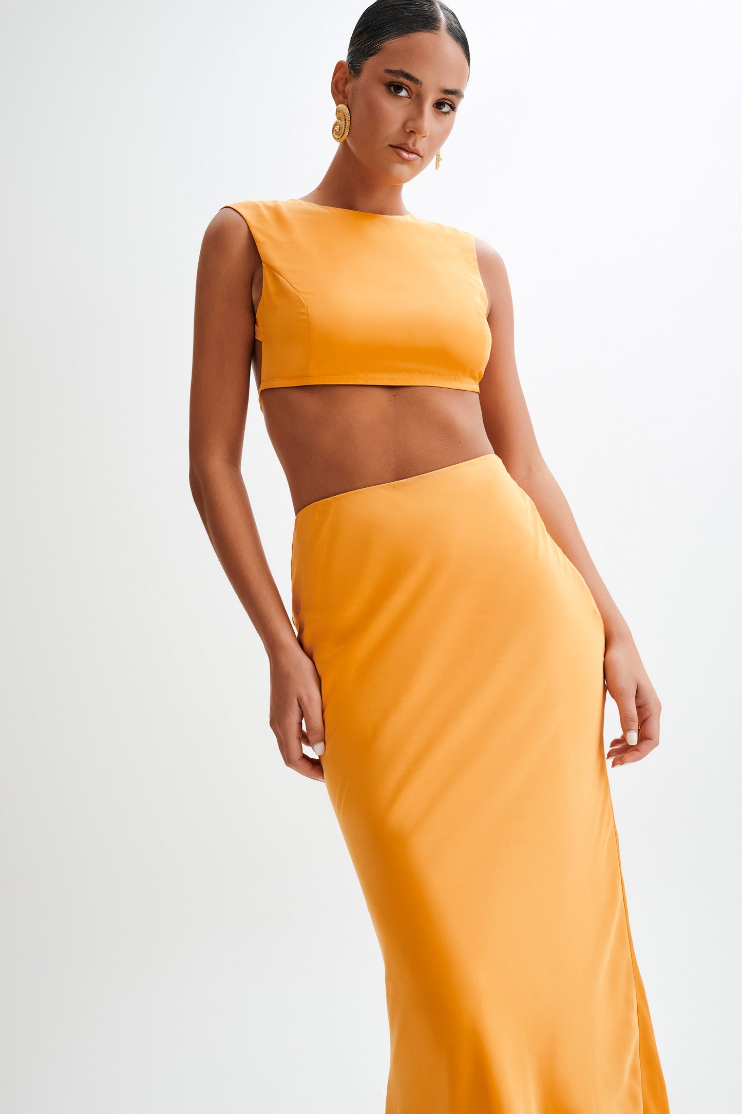 Top court sans manches en satin Viviana - Tangerine