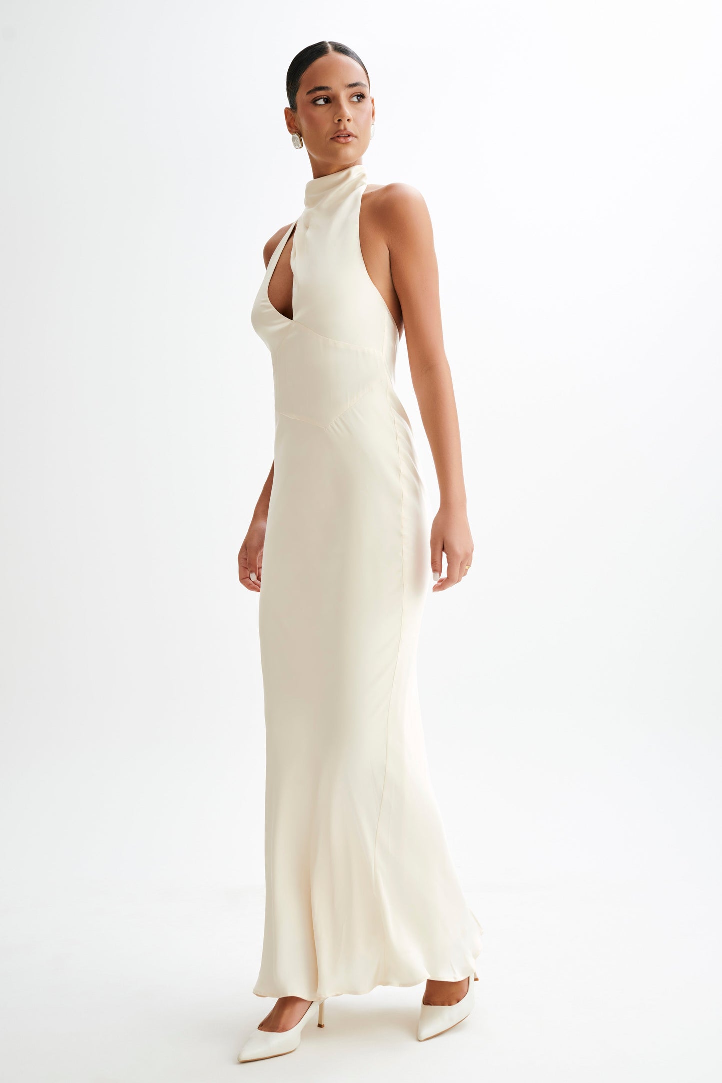 Robe Maxi Belladonna en Satin avec Décolleté Croisé - Ivoire