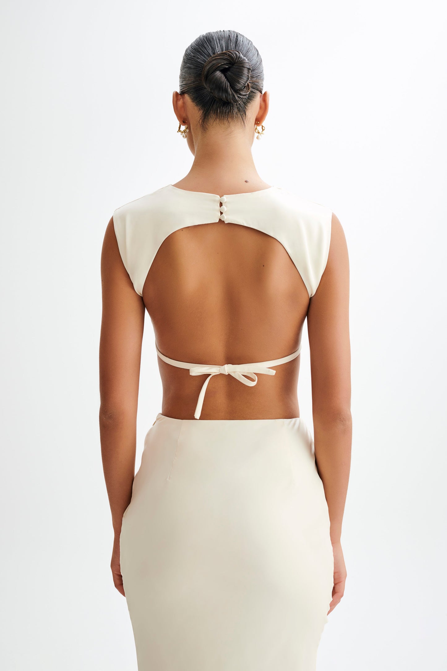Viviana - Haut court en satin sans manches - Ivoire