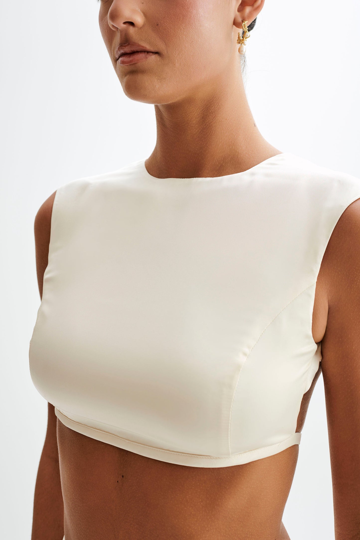 Viviana - Haut court en satin sans manches - Ivoire
