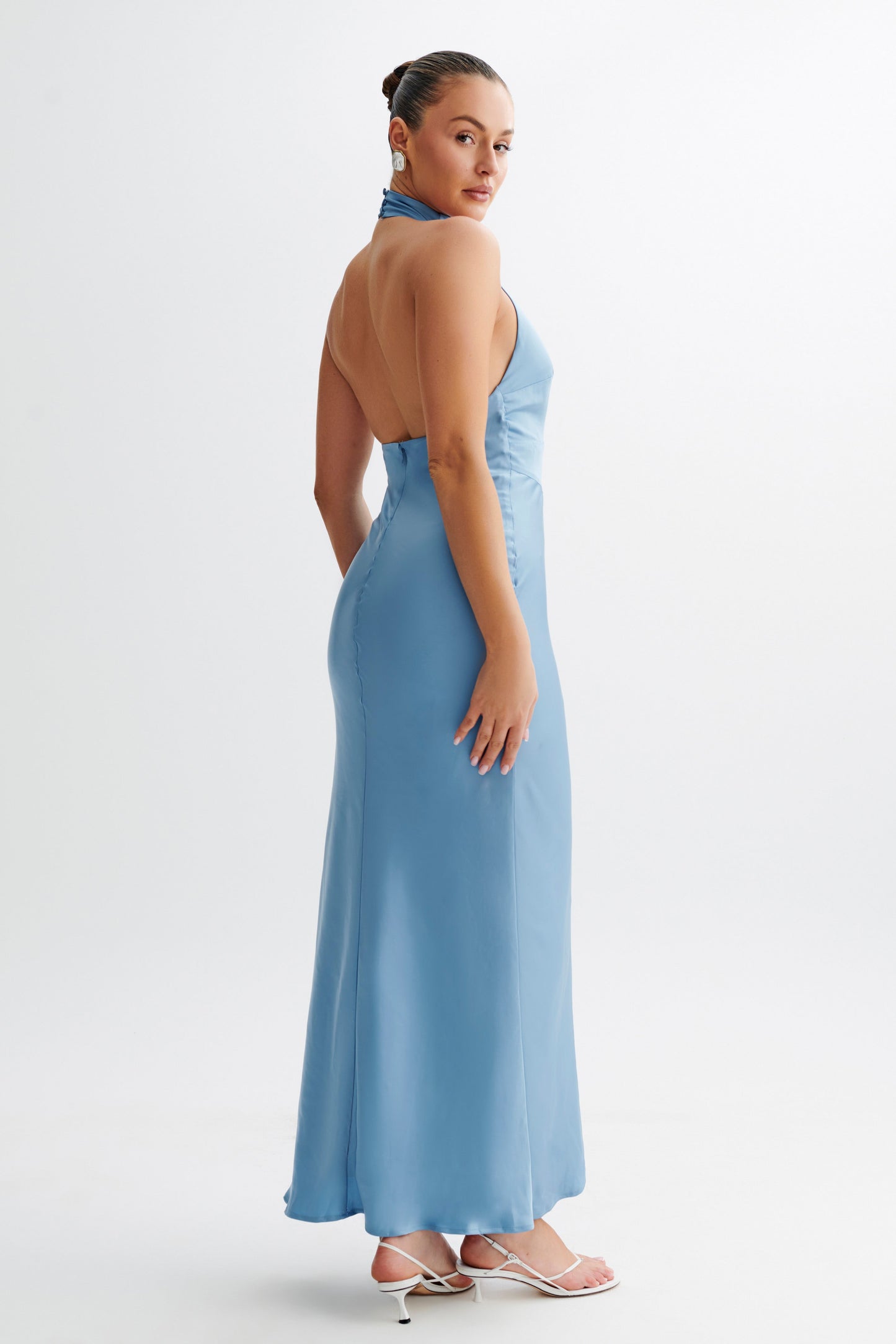 Robe Maxi Halter en Satin Belladonna - Bleu Iris