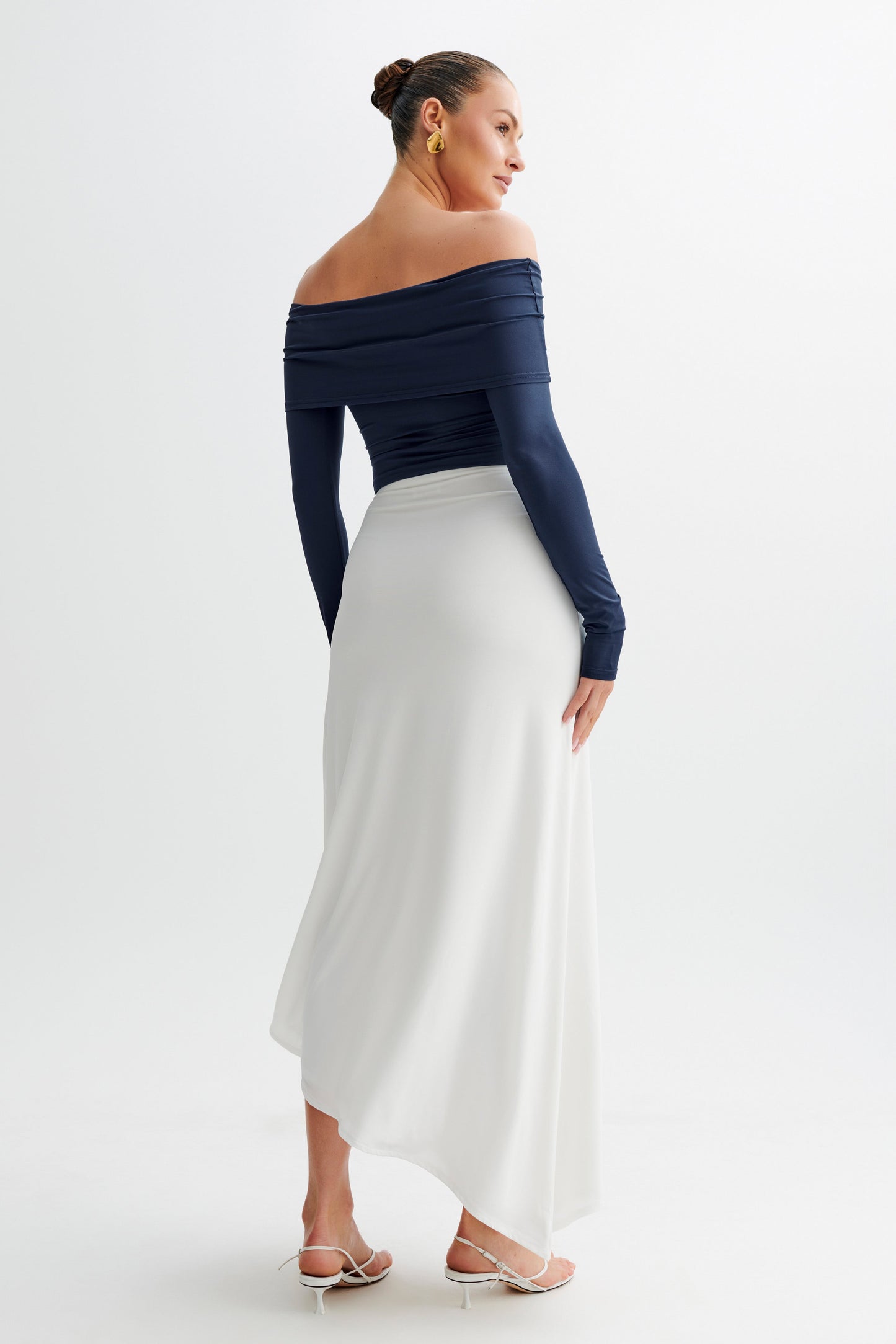 Prue Haut à manches longues à épaules dénudées et à volants - Bleu marine