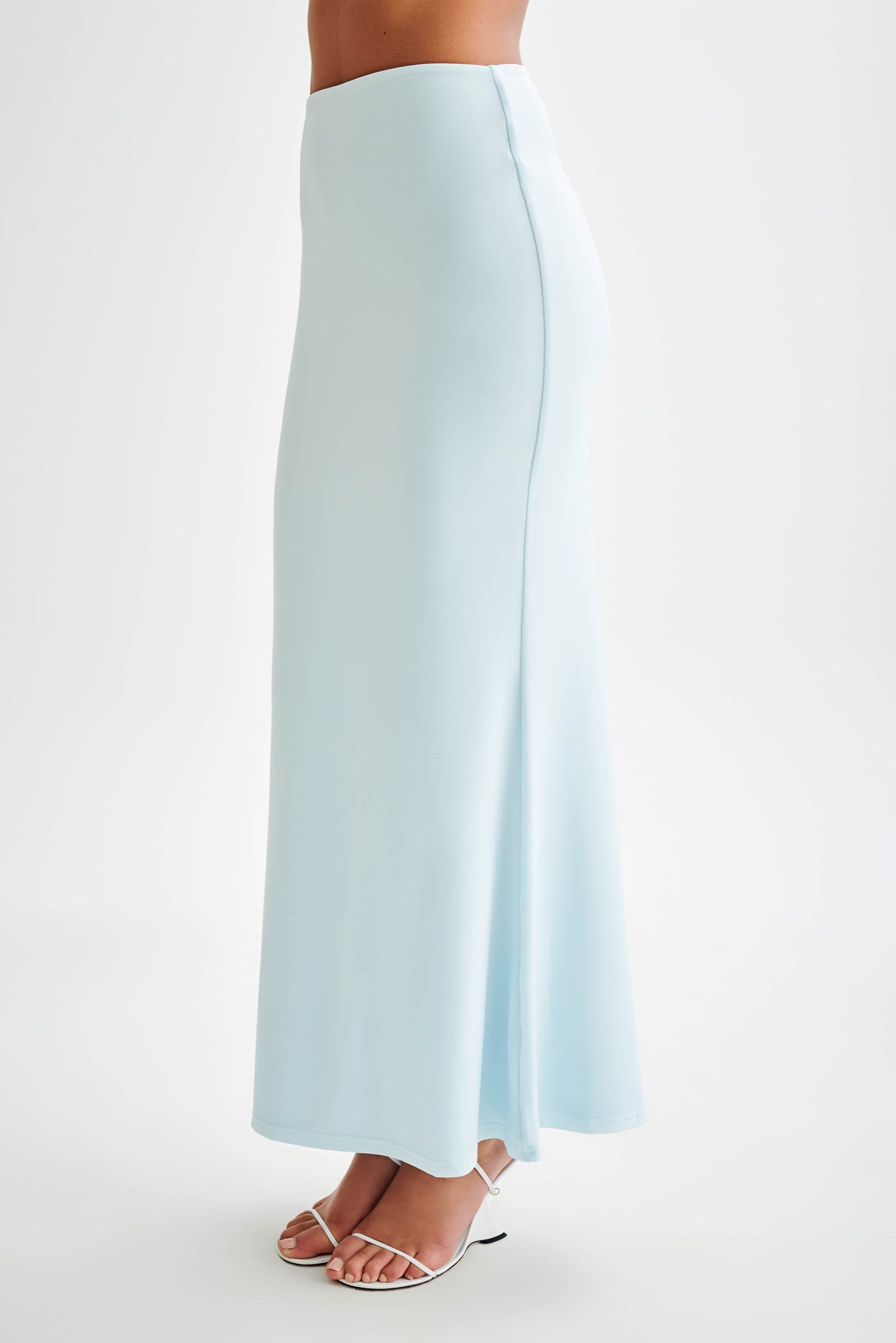 Jupe Maxi Bruna en Mousseline de Soie à Poil de Poisson - Bleu Ciel