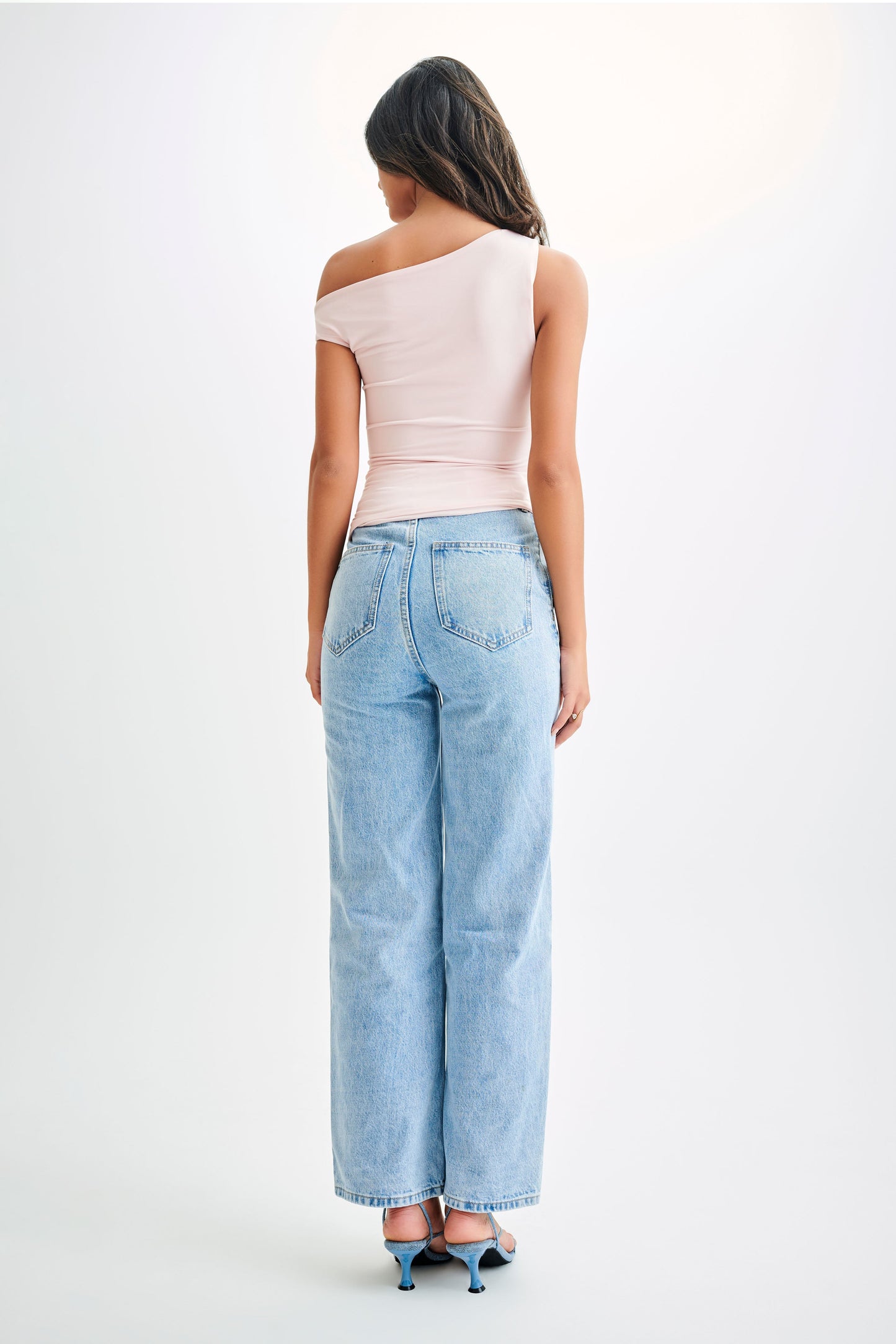 Top Irving à épaules dénudées et effet fluide - Rose poudré