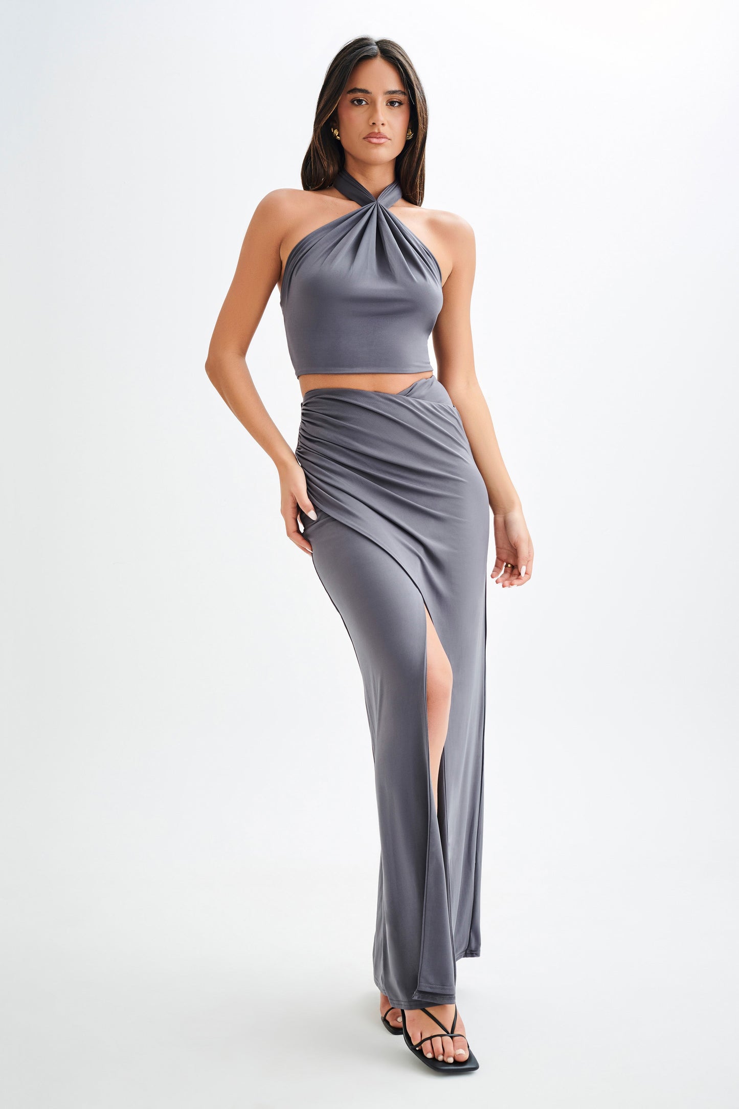 Bronwyn, crop top halter à col montant - anthracite