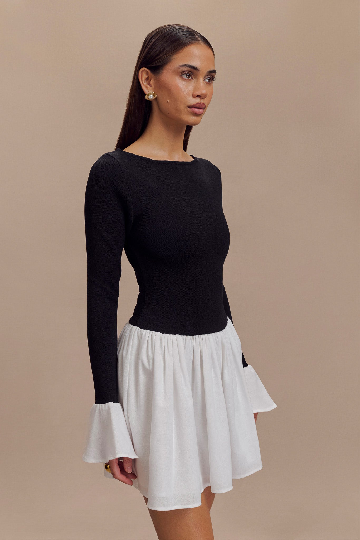 Mini-robe en tricot et lin Sansa - Noir et blanc