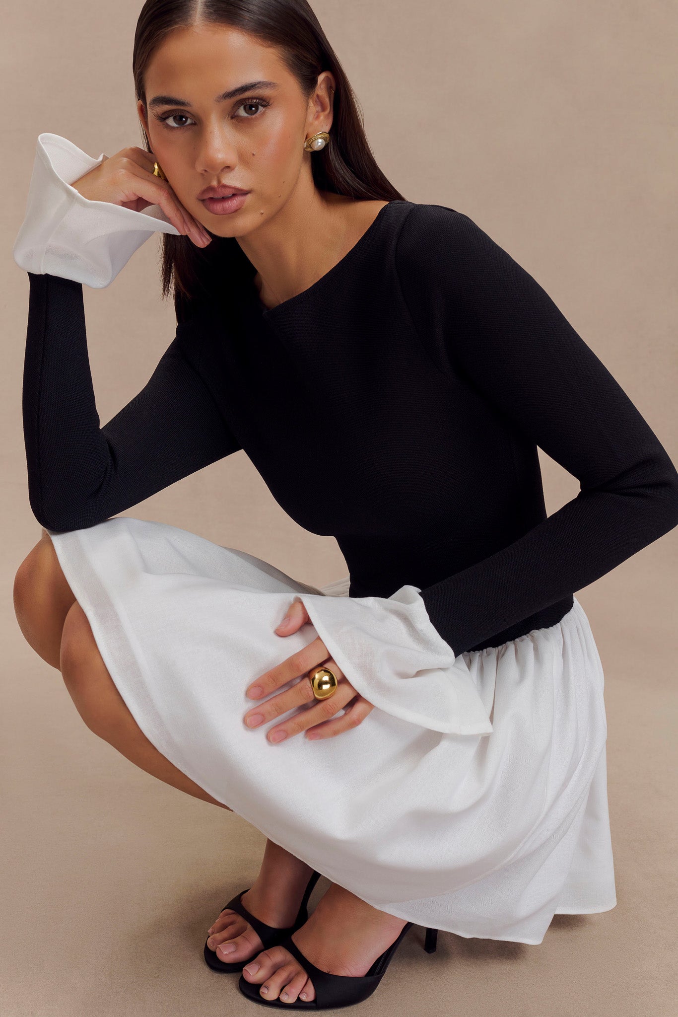 Mini-robe en tricot et lin Sansa - Noir et blanc