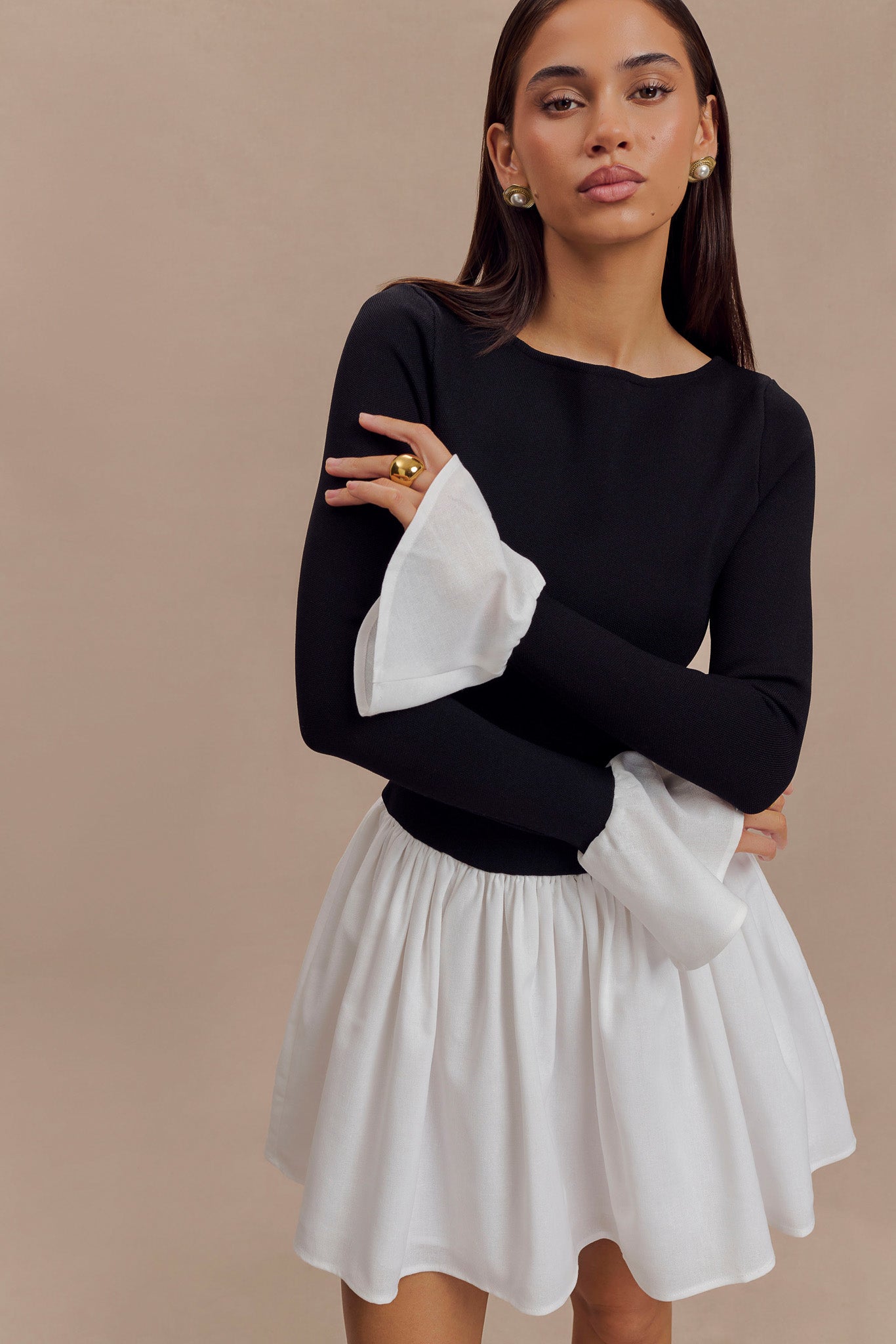Mini-robe en tricot et lin Sansa - Noir et blanc