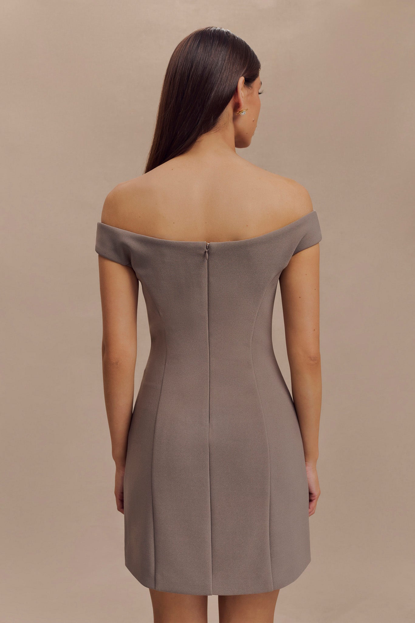 Mini-robe en crêpe à épaules dénudées Cassidy - Gris fumé