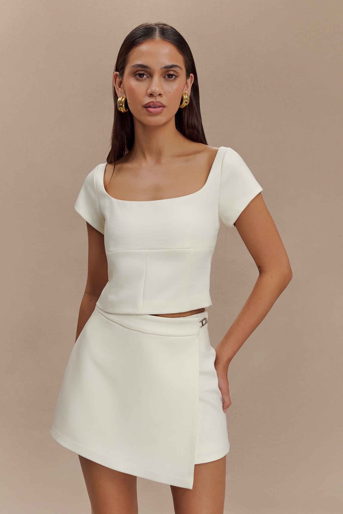 Jupe-short Celene avec boucle - Ivoire