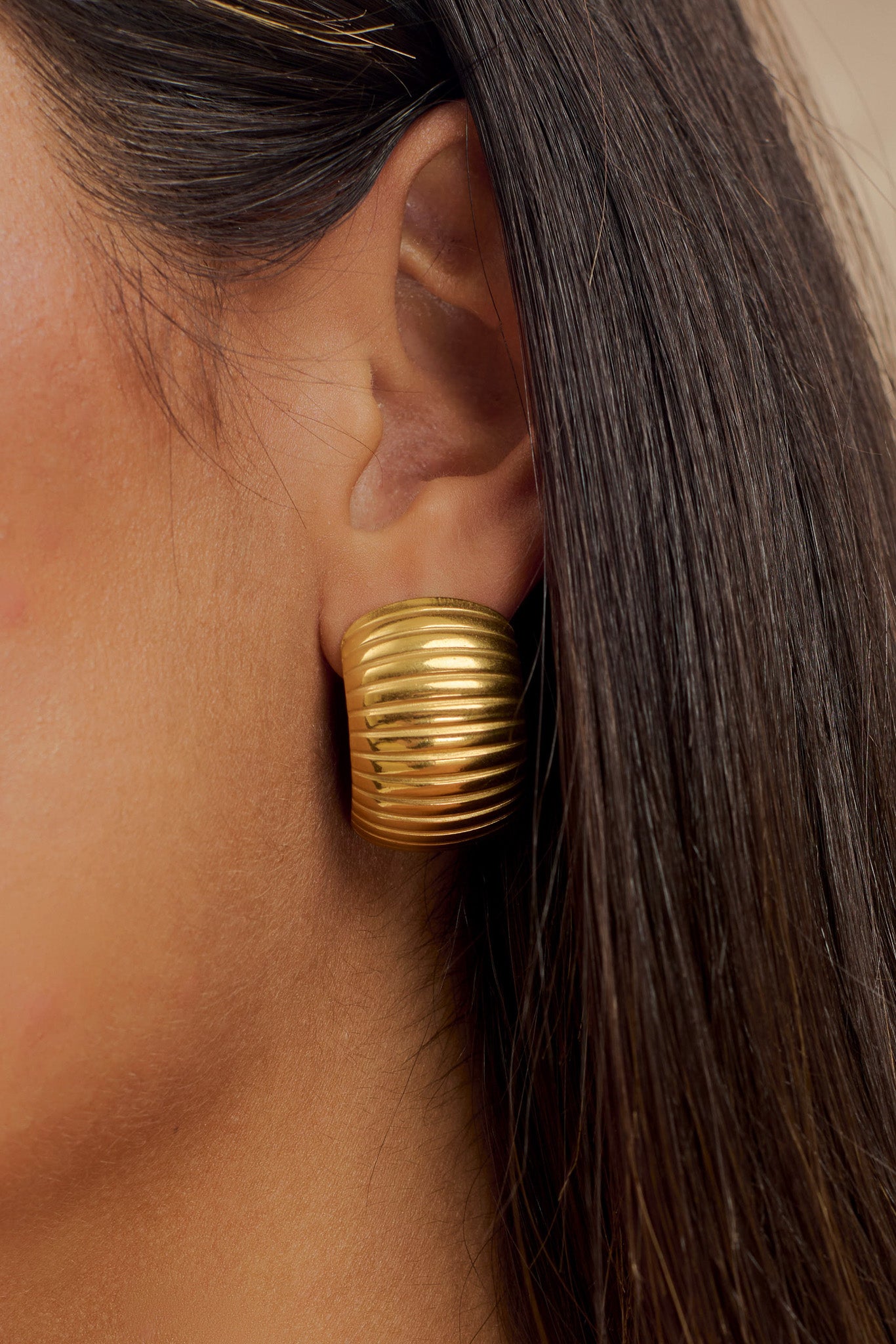 Amelia Boucle d'oreille texturée - Or