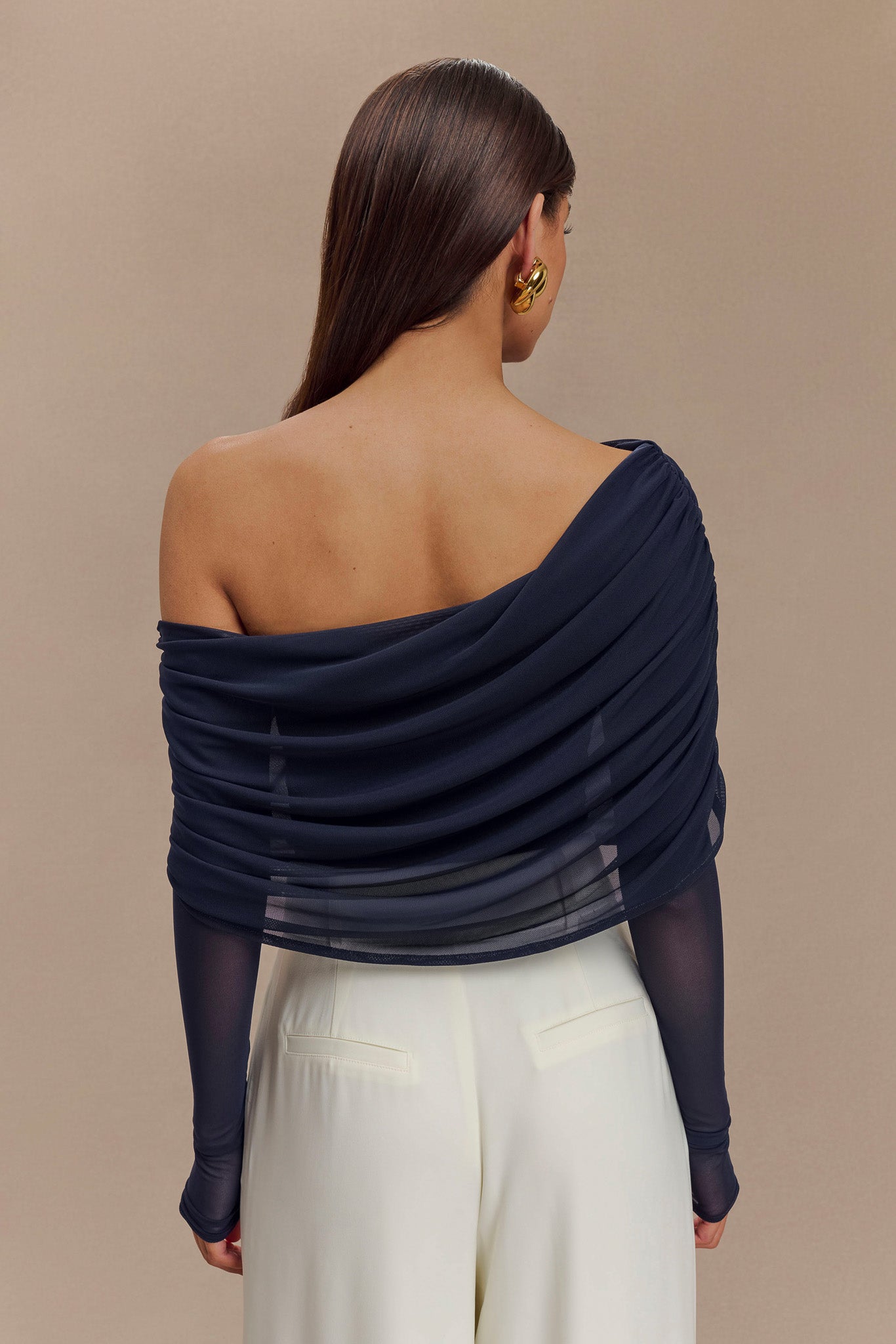 Top en maille transparente à épaules dénudées Everly - Bleu marine foncé