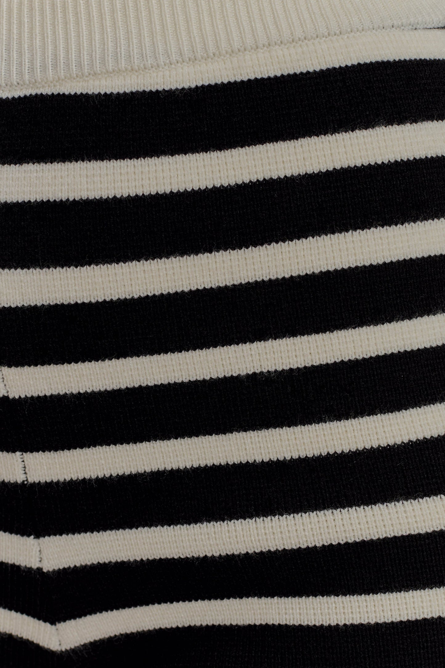 Short en tricot rayé Tabitha - Noir/Blanc