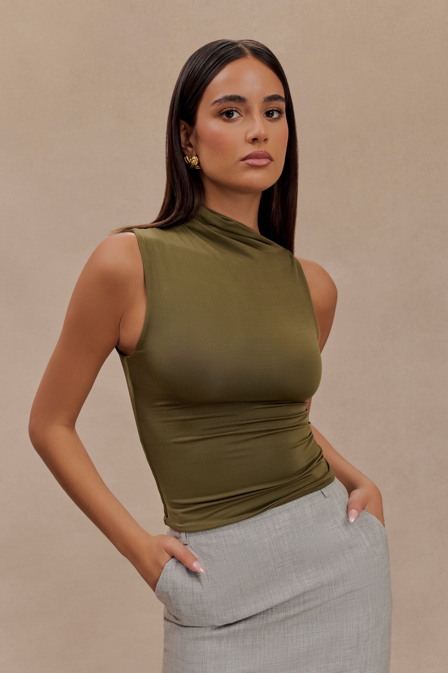 Haut moulant sans manches Hadleigh - Olive foncé