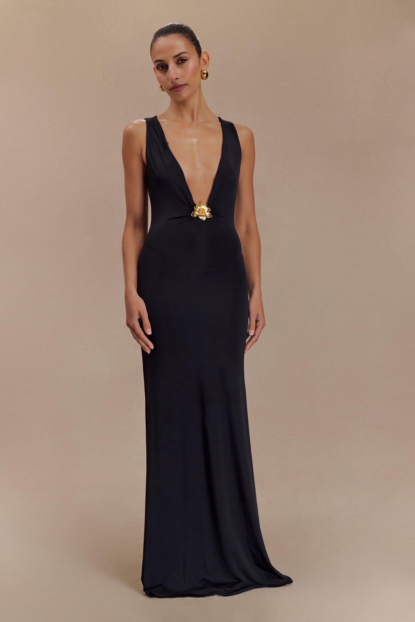 Robe Maxi Beck à Décolleté Plongeant avec Frotterie Florale - Noir