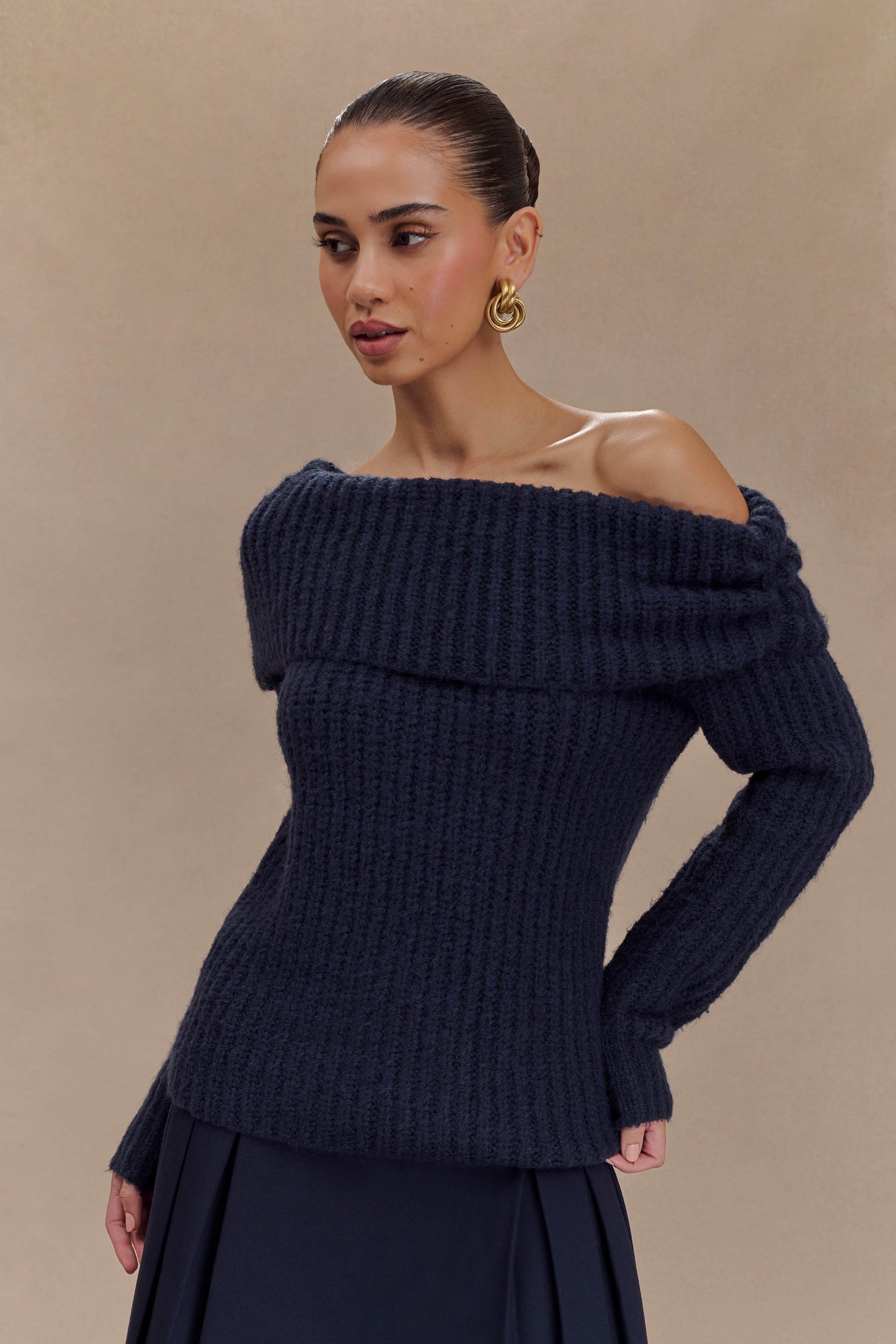 Top en tricot Alicia à épaules dénudées - Bleu marine foncé