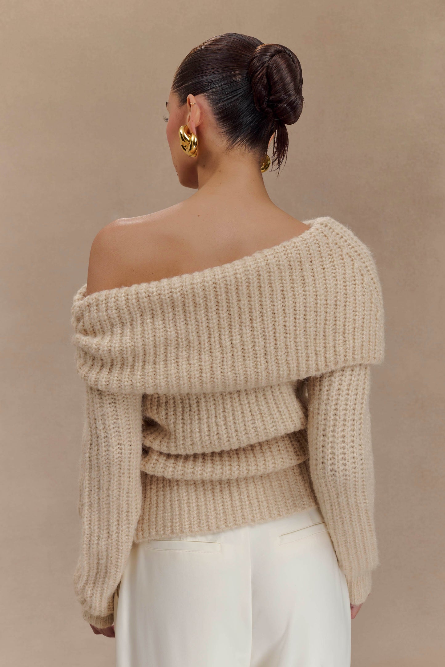 Top en tricot à épaules dénudées Alicia - Crème