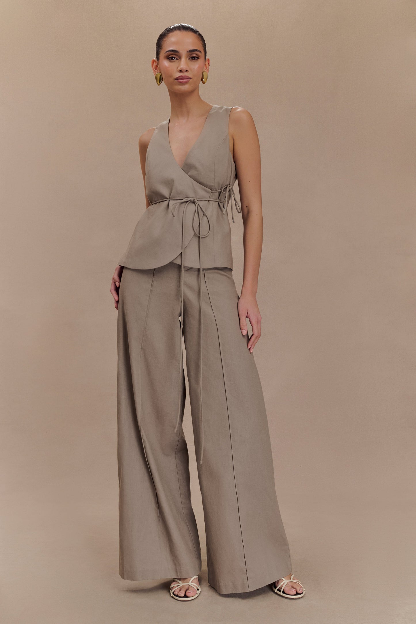 Top portefeuille sans manches en lin Brandi - Gris perle