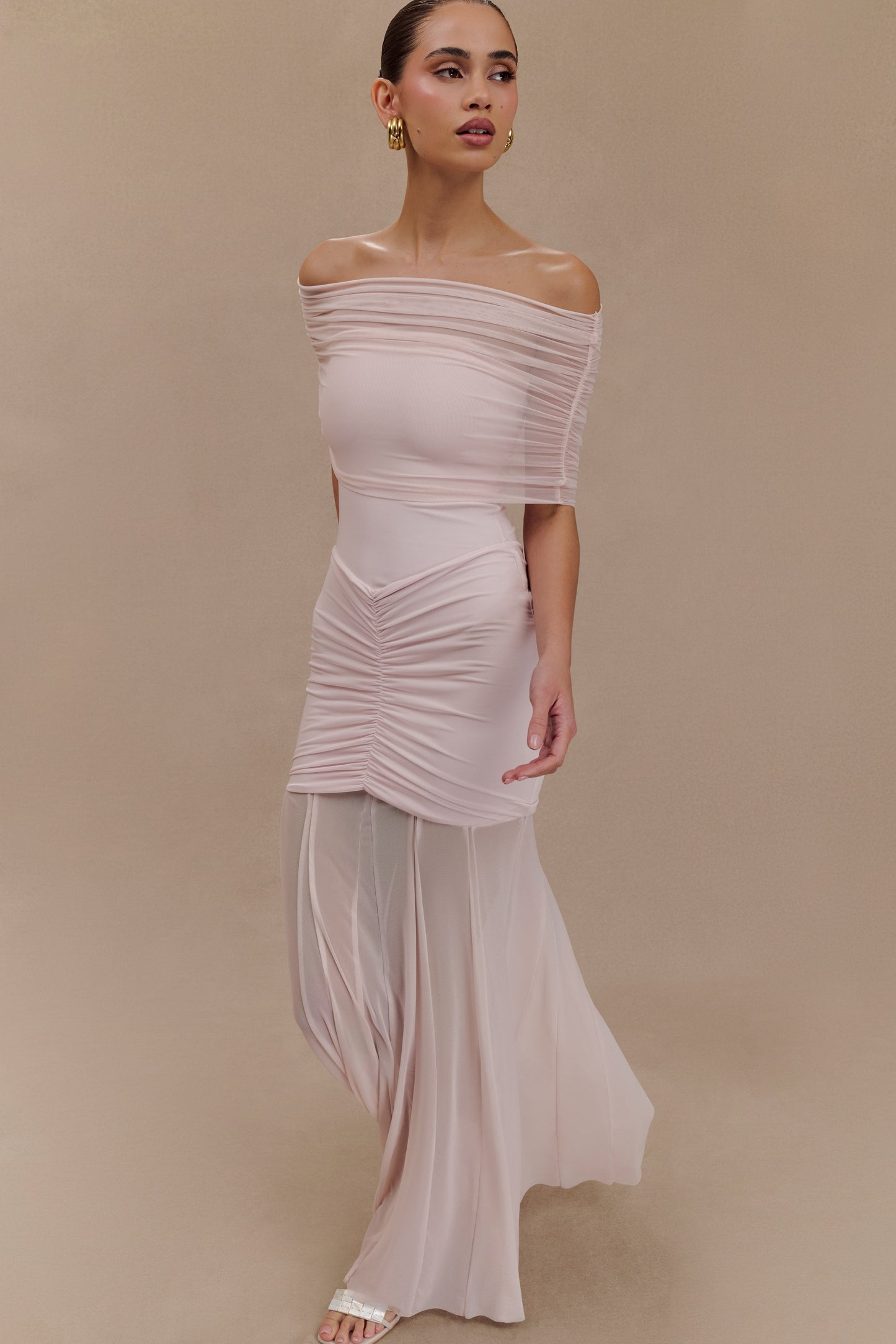 Robe Maxi Décolletée et à Manches en Mousseline et Maille - Rose Pâle