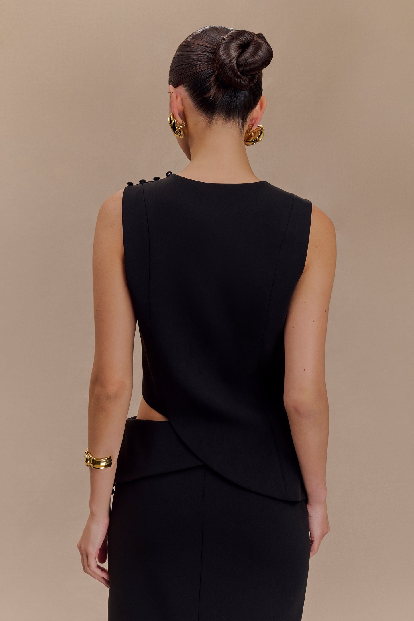 Top asymétrique sans manches pour tailleur Astrid - Noir