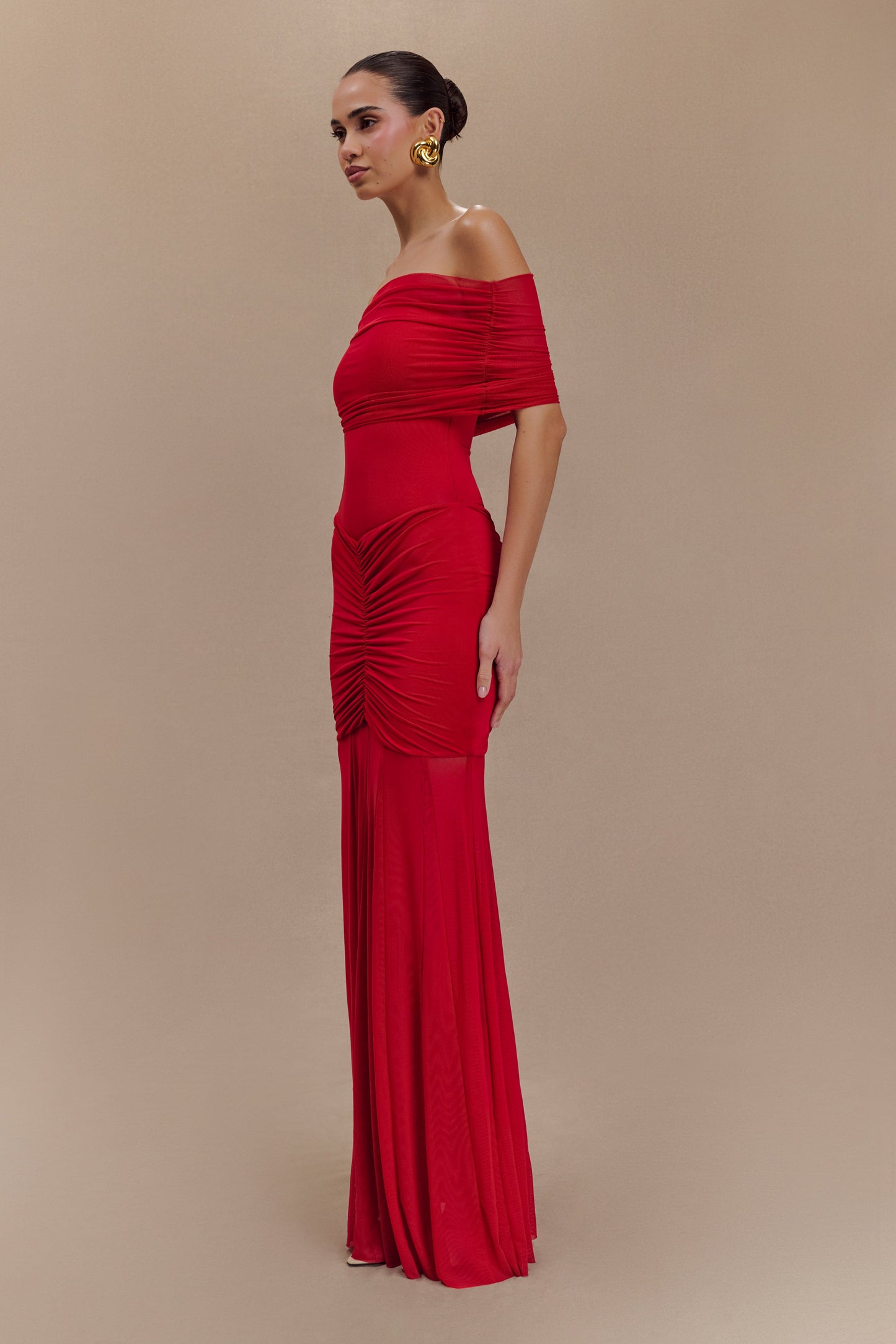 Robe Maxi Décolletée et à Emmanchures Découvrant les Épaulettes en Maille et Jersey - Rubis