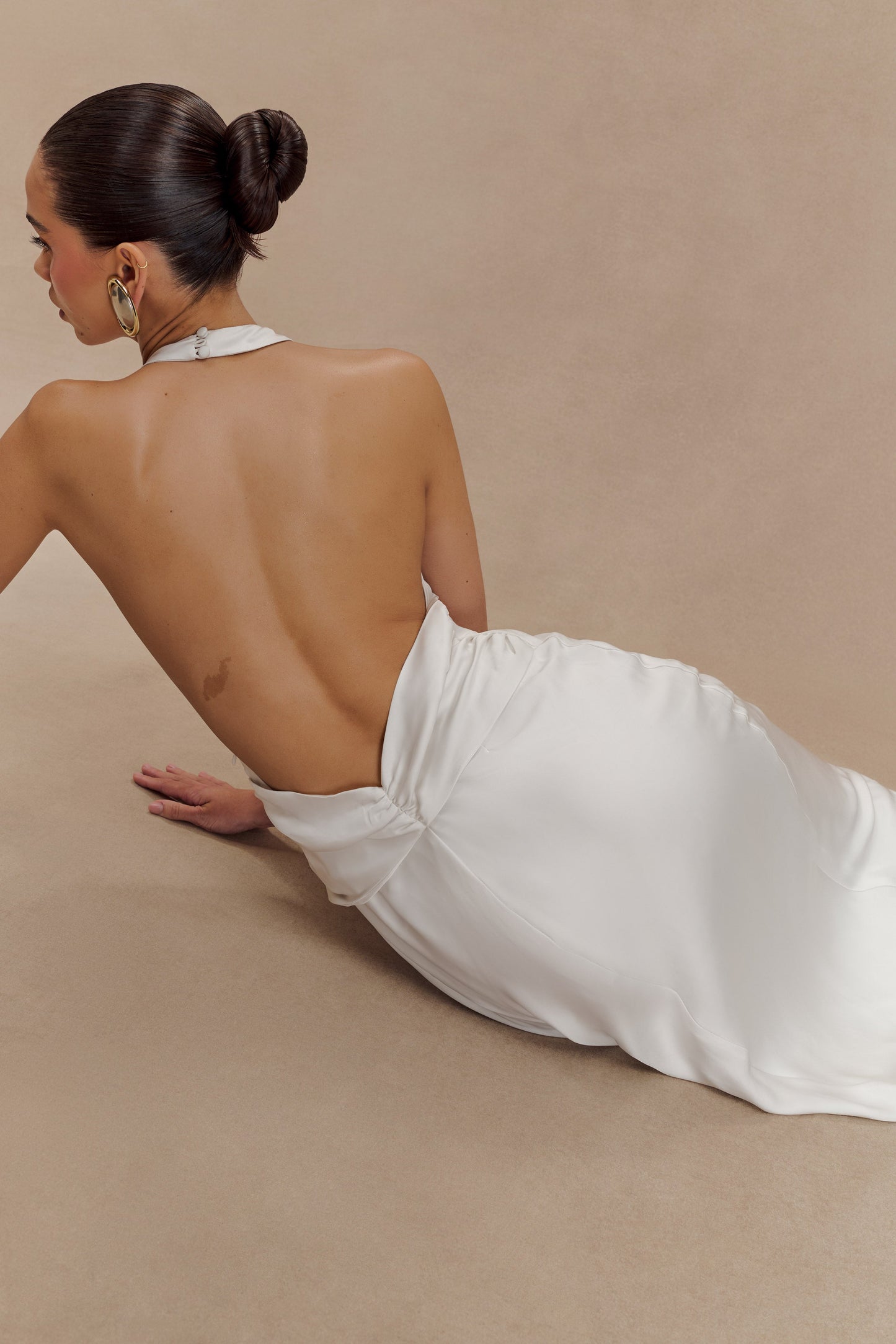 Robe Maxi Halter en Satin Rinna - Ivoire