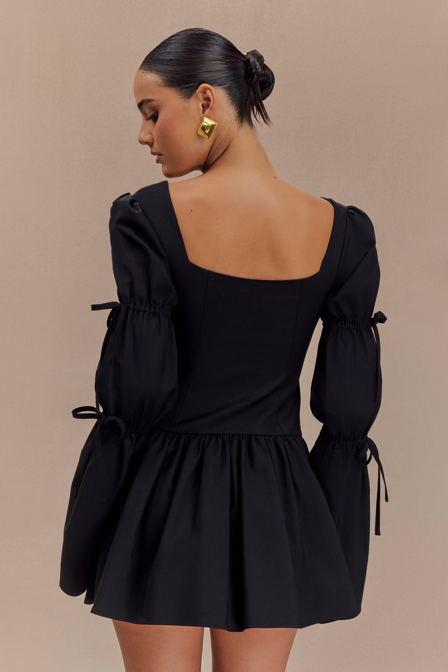 Robe mini en coton à manches longues Raine - Noir