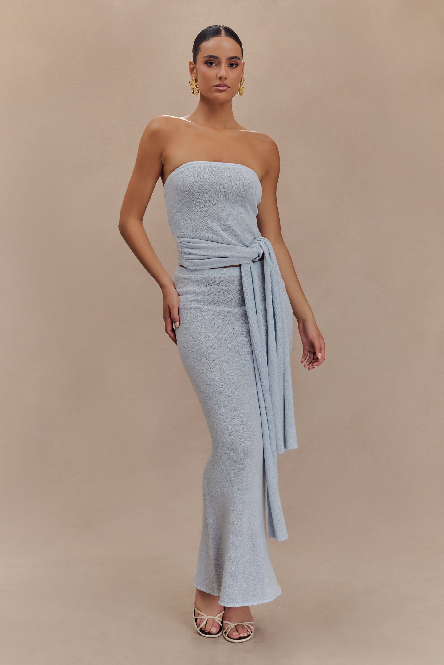 Top en tricot à nouer sans bretelles Phoebe - Bleu glace