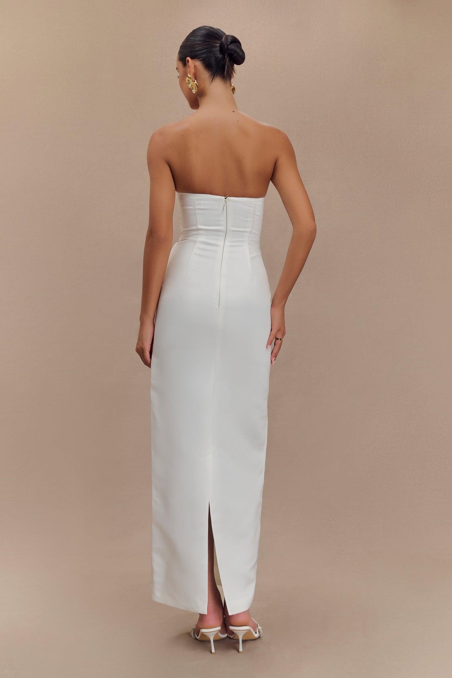 Robe Maxi en Satin Structuré Sans Bretelles Cyrill - Blanc