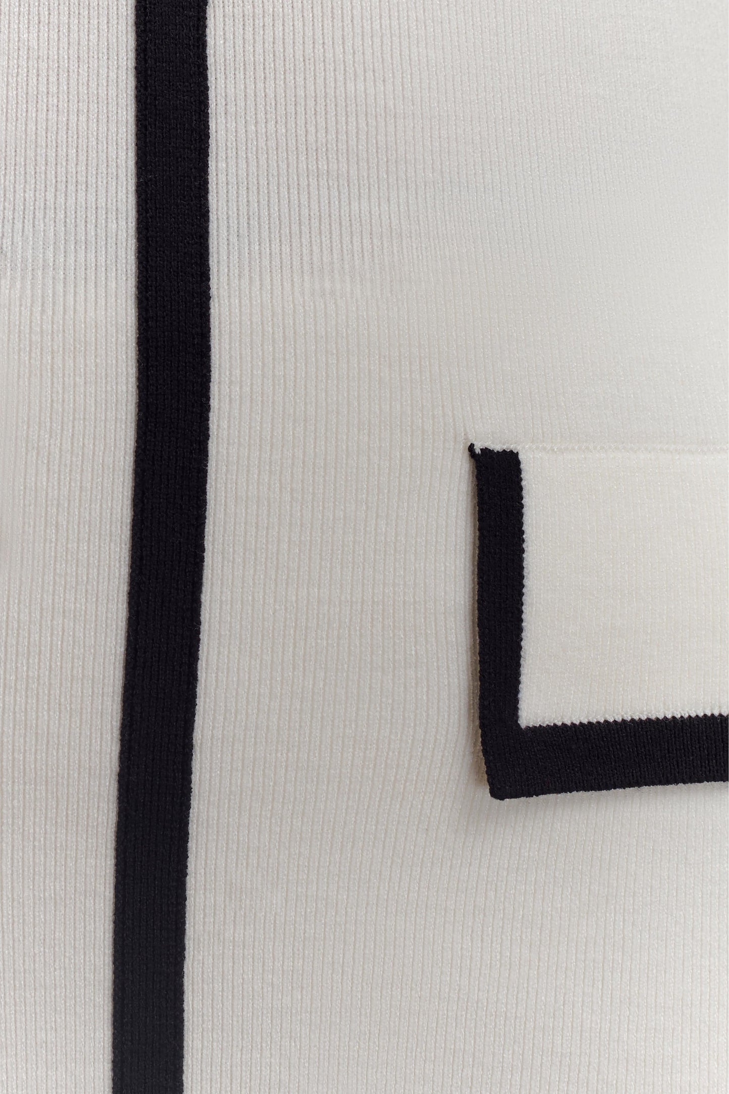 Top en Tricot Contrastant Becky - Ivoire et Noir
