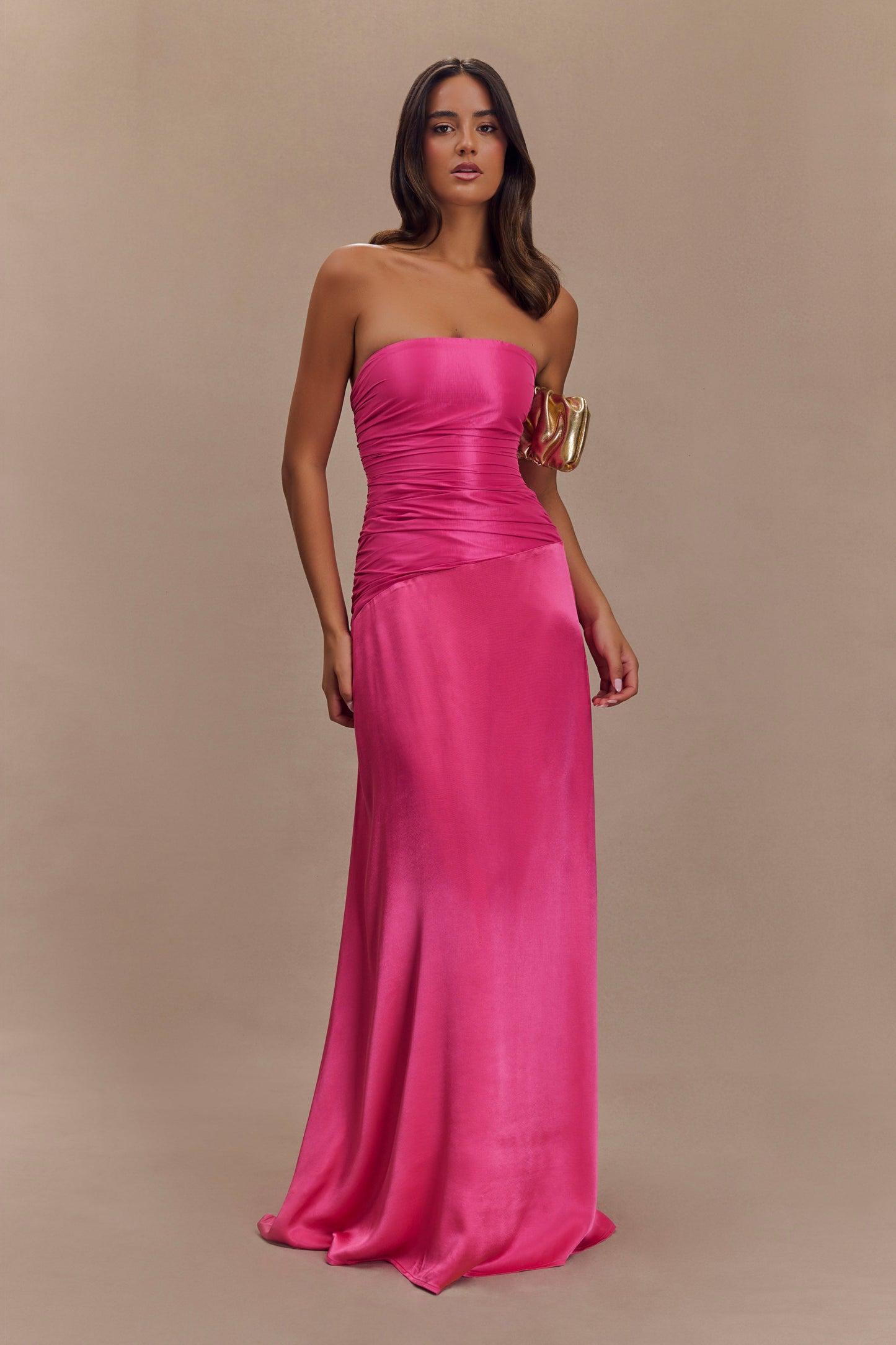 Robe maxi en taffeta Serena sans bretelles - Rose cramoisi