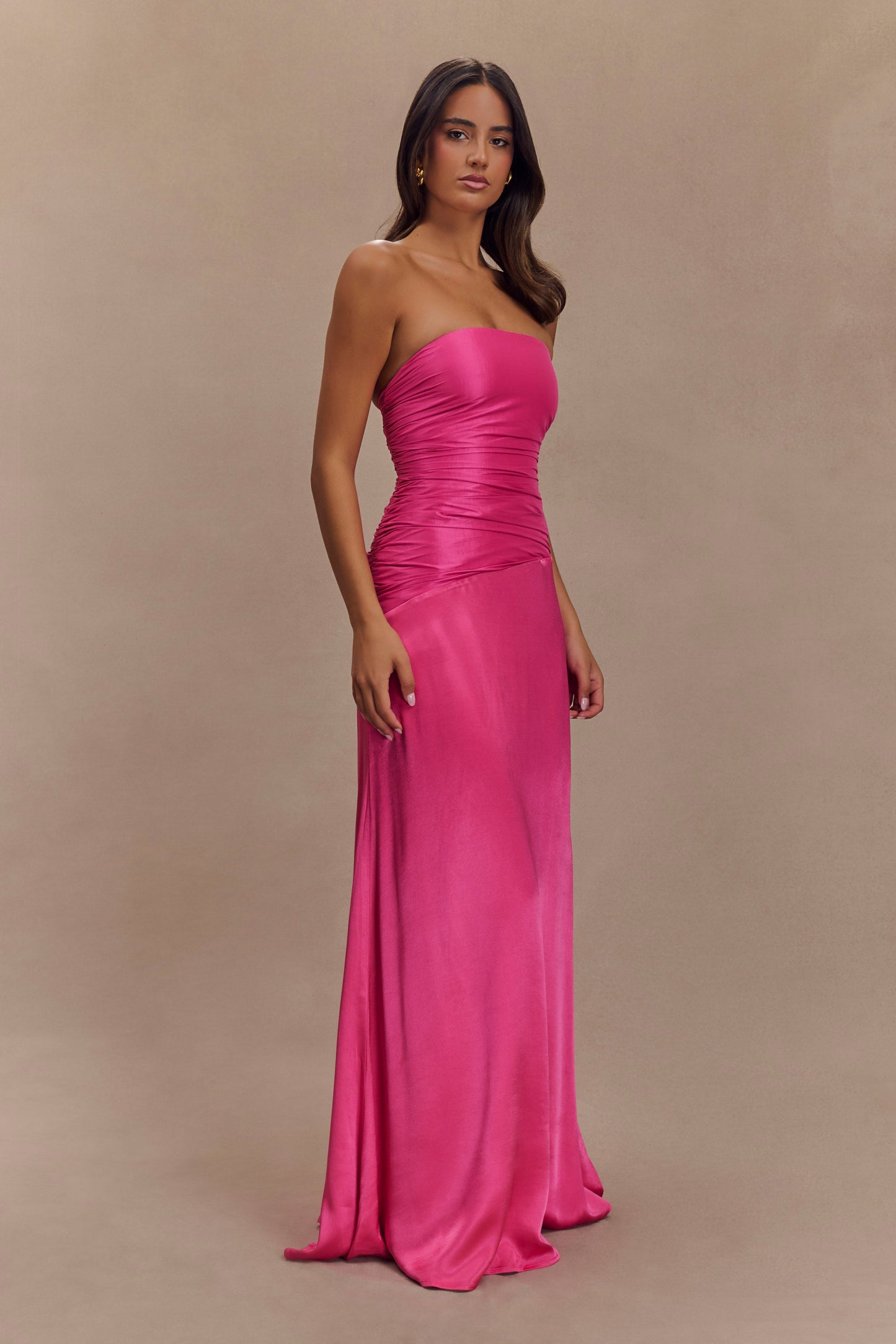 Robe maxi en taffeta Serena sans bretelles - Rose cramoisi