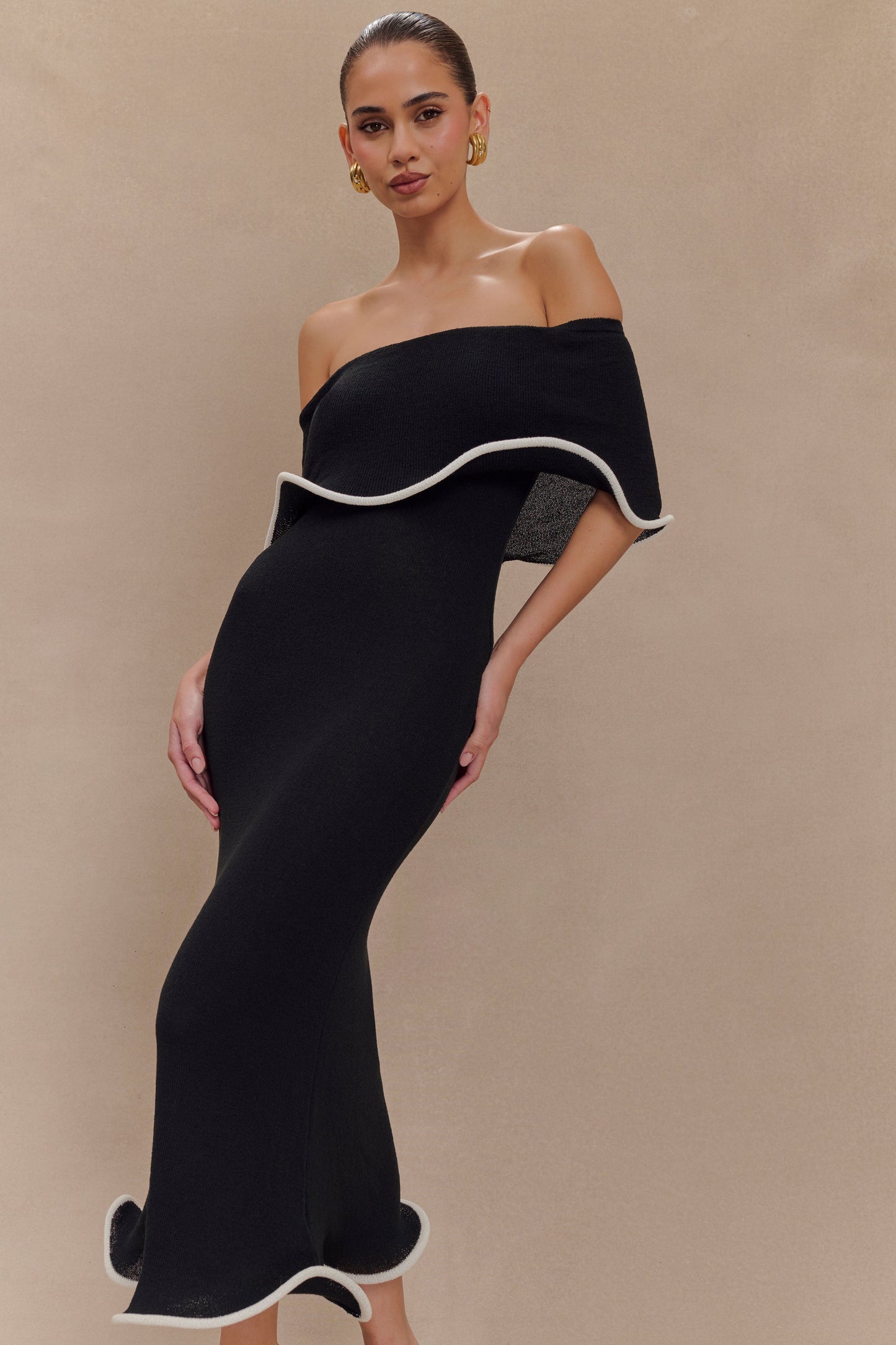 Robe mi-longue en jersey Molly à épaules dénudées - Noir/Blanc