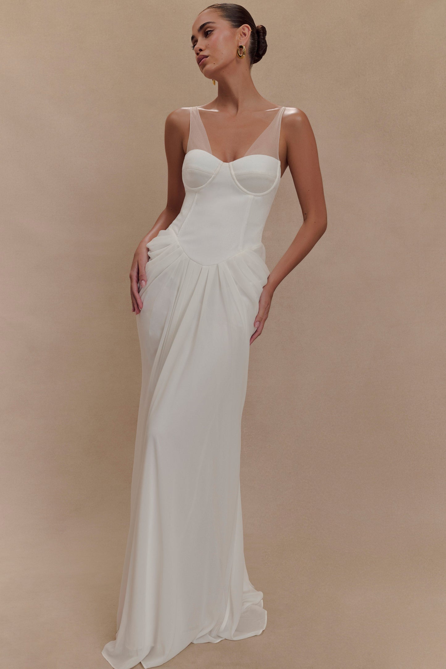 Robe Maxi Roxanne en Velours avec Corset - Blanche